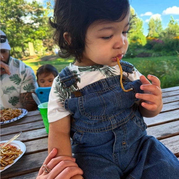 I’m Mazie I’m a blessed wife, & grandma of 3 grandkids,3yr twins b/g,&1yr b❤️🥰 - Picture 13 of 17